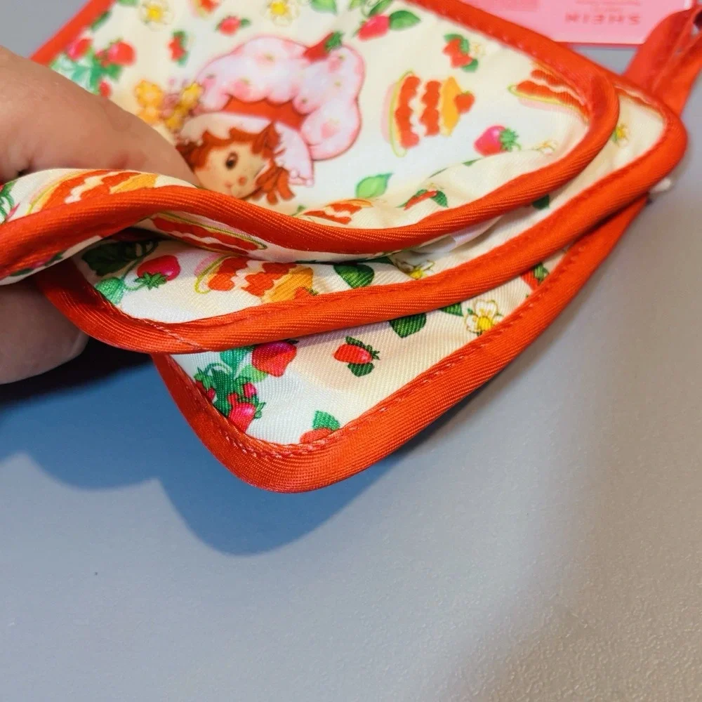 Strawberry Shortcake Licensed Red Pink Kitchen Kawaii Cooking Baking Pot Holder